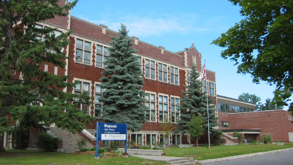 Picture of the front of Nepean HS